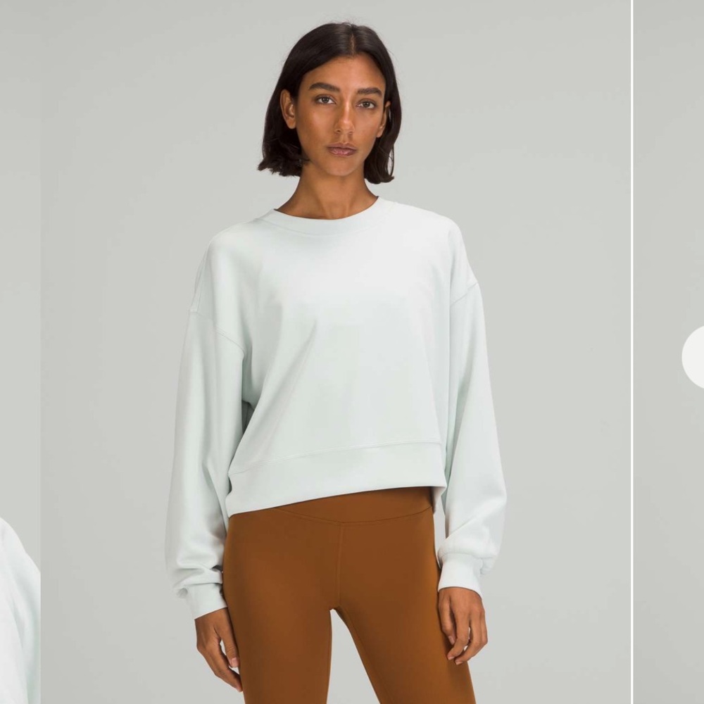 LuluLemon Softstreme Cropped Crewneck